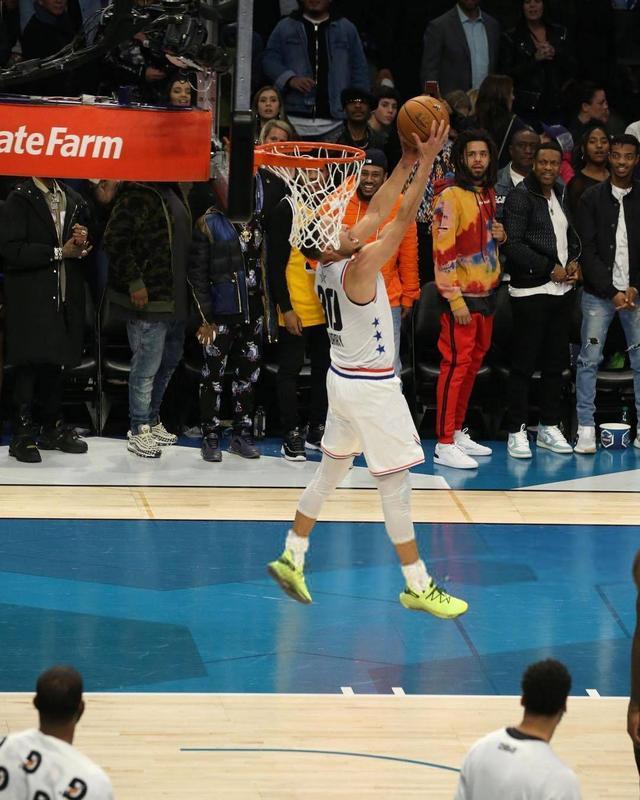 转折点！罗马主帅复盘，全明星赛今夜攻防权衡，媒体盛赞，纪律约束更严格